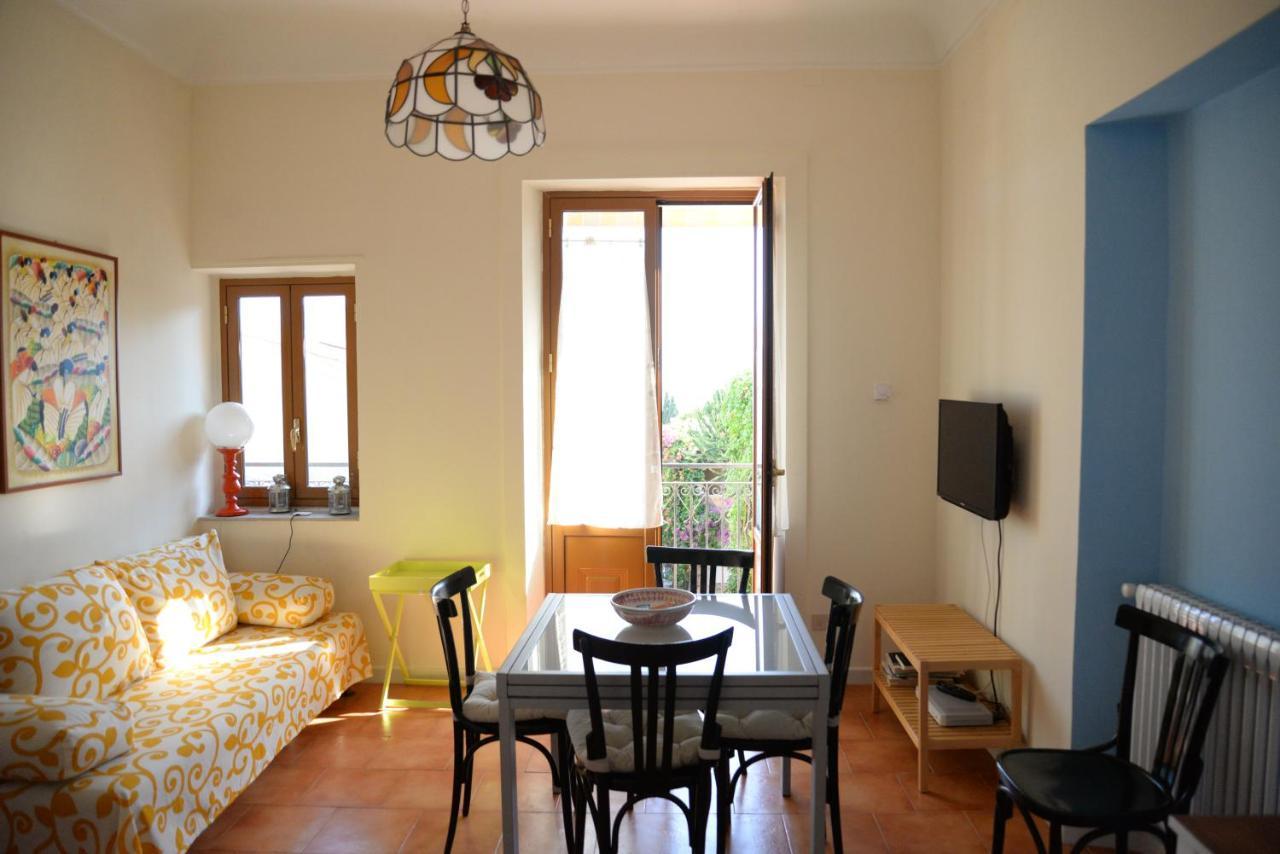 Casa Naumachie Relax In A Safe And Wonderful Place Taormina Bagian luar foto